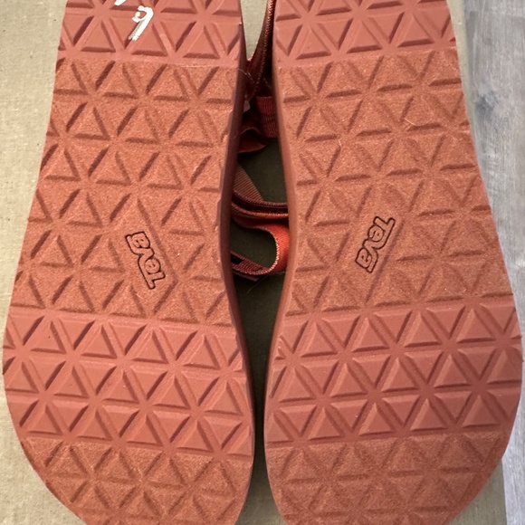 Teva Flatform Universal Sunscape sandals. NWT - Picture 7 of 10